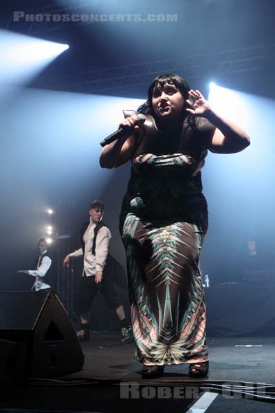 BETH DITTO - 2011-05-27 - PARIS - Nef Nord - Grande Halle - 